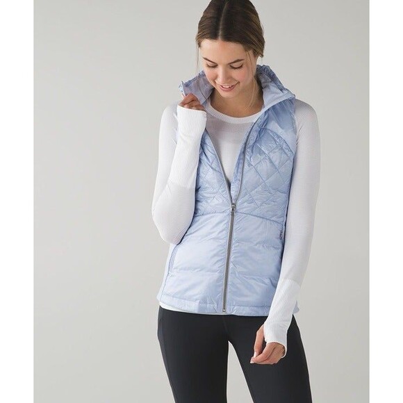 Lululemon Down for the Run size 6 vest Cool Breeze Blue - Picture 3 of 7